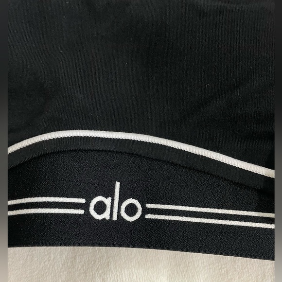 Alo Yoga NWT Airbrush Heart Throb Sports Padded Bra Black/White Size S - Picture 9 of 11